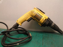 DEWALT DRILL SCREWDRIVER VSR DECK/DRYWALL DW257 s/n:894269
