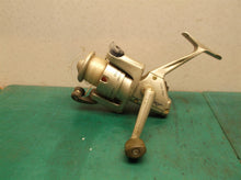 Cgs-30gs Comfort Grip Fishing Reel/ ball bearing Drive