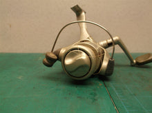 Cgs-30gs Comfort Grip Fishing Reel/ ball bearing Drive