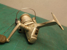 Cgs-30gs Comfort Grip Fishing Reel/ ball bearing Drive