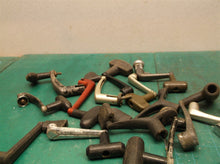 lot of 12 medium reel handles no shaft