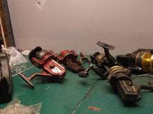 lot of 5 daiwa reels not working for parts