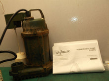 Zoeller 0.5-HP 60GPM Cast Iron Submersible Sump Pump (1075-0001)