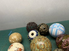 lot of Decorative Ornamental balls for use in art & crafts