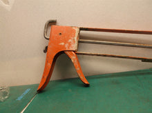 Newborn Model 125 Hex Rod Parallel Frame Caulk Gun