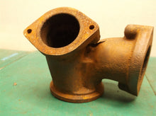 International T444e Engine Exhaust Manifold 1827420C1