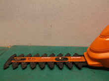 BLACK+DECKER Shrub Trimmer *missing grass shear* charger not included