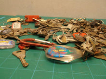misc lot of household keys and variety for crafts