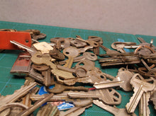 misc lot of household keys and variety for crafts