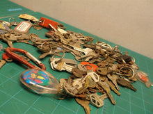 misc lot of household keys and variety for crafts
