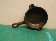 Vintage LODGE #7 Cast Iron Skillet Ashtray Mini Frying Pan
