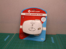 First Alert Basic Battery Operated Carbon Monoxide Alarm - CO400 (1039734) *miss