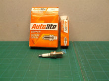 Autolite 3923 Spark Plug (Package of 4)