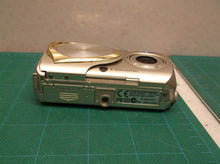 Olympus Stylus 400 Digital Camera & Battery Only (UNTESTED)