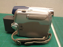 Canon ZR800 MiniDV Digital Video Camcorder 35x Optical Zoom (for parts)