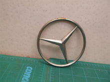 MERCEDES-BENZ EMBLEM LOGO BADGE USED 7580058 rt1