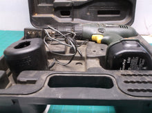 Black & Decker Quantum Pro kit Q115 9.6 Volt 0-700 RPM (weak battery)