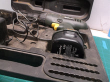 Black & Decker Quantum Pro kit Q115 9.6 Volt 0-700 RPM (weak battery)