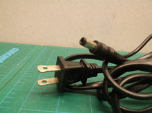 ONN ONA18HO027 45W Universal Laptop Charger no tips