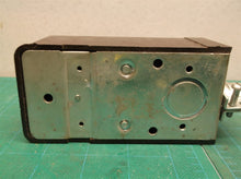 vintage 220 v GE receptical