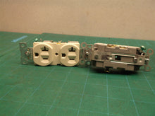 Box of 10 Eaton 20A Commercial Duplex Outlet white BR20LA-10-LW