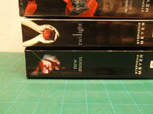 Twilight (The Twilight Saga, Book 1) Eclipse (Twilight Sagas) - New Moon (The T