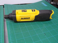 DEWALT (DCF682) 8V-MAX GYROSCOPIC INLINE SCREWDRIVER TOOL ONLY whloz25