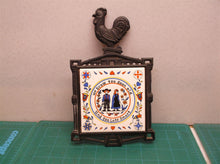 we grow too soon old and too late smart rooster trivet