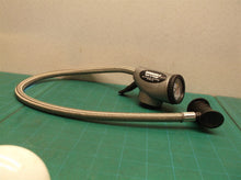 reusable hose & gauge to be used with any CA self sealing R134a