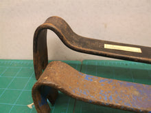 Lot of 2 pry bars