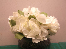 Artificial Flower and Glass vase Decoration