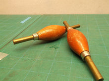 2 MAINSPRING LET-DOWN KEYS CLOCK WINDING TOOLS Aa BC