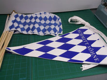 SCHMITT SöHNE 8 FLAGS AND STRING OF 12 TRIANGLE BANNERS