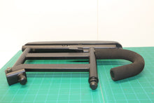 left adjustable arm rest off a quantum 610 power wheelchair DG/JM1