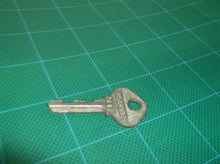 VINTAGE SLAYMAKER PADLOCK KEY # 2607