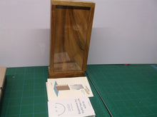 gp364 money holder puzzle, chipped on the edge