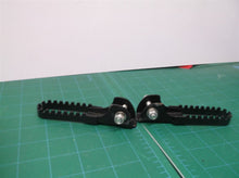 MotoTec villain foot pegs