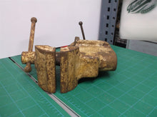 Vintage cramp on bench top vice