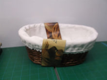 Medium Bread Basket for Serving, Fruit Basket and Bread Storage Container