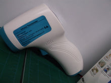 YHKY Medical Infrared Forehead Non-Contact Thermometer no batteries