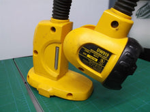 Dewalt DW919 LED 18V Flash Light Bare Tool Flex Neck sn:702780