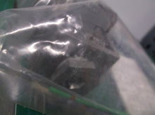 T120ABC50-18 Wiremold Legrand TAP UNIV FIXTURE HANGER 1/2IN HUB 5WIRE-18IN