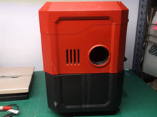 Milwaukee 0960-20 M12 Fuel 1.6gal Wet/Dry Vacuum Missing top of switch button