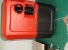 Milwaukee 0960-20 M12 Fuel 1.6gal Wet/Dry Vacuum Missing top of switch button