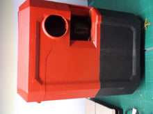Milwaukee 0960-20 M12 Fuel 1.6gal Wet/Dry Vacuum Missing top of switch button