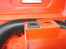 Milwaukee 0960-20 M12 Fuel 1.6gal Wet/Dry Vacuum Missing top of switch button