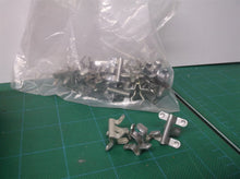 (24) EPCO 14085 - 1/4 Turn Retainer Clips for Ballast Cover and Reflectors