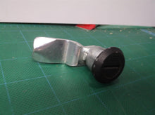 Twist Operated Cam Lock for Electrical Machine Cabinet Type Panels w/o Nut