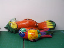 Lot of 2 birds for crafts or decor
