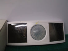 Occupancy Sensor PIR Ceiling Wireless Self Powered Leviton WSC12-M9N Solar